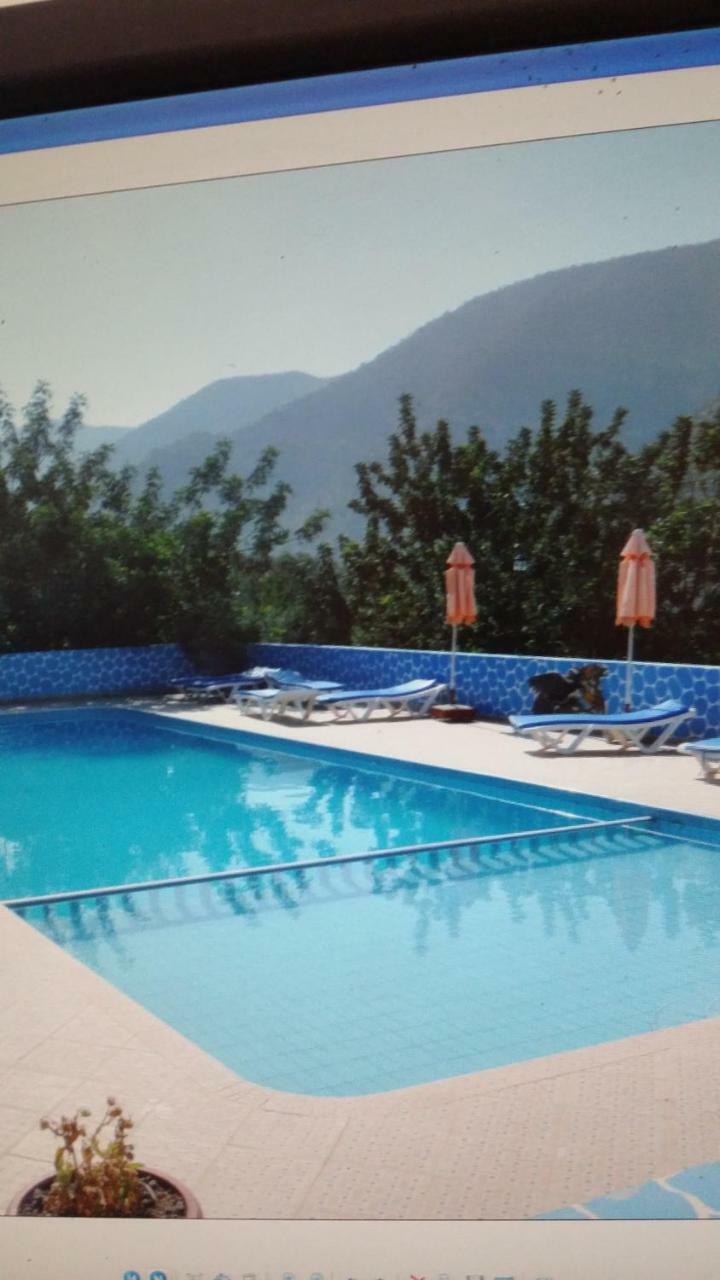 Auberge Bab Imouzer Tagherat Anekrim Dış mekan fotoğraf